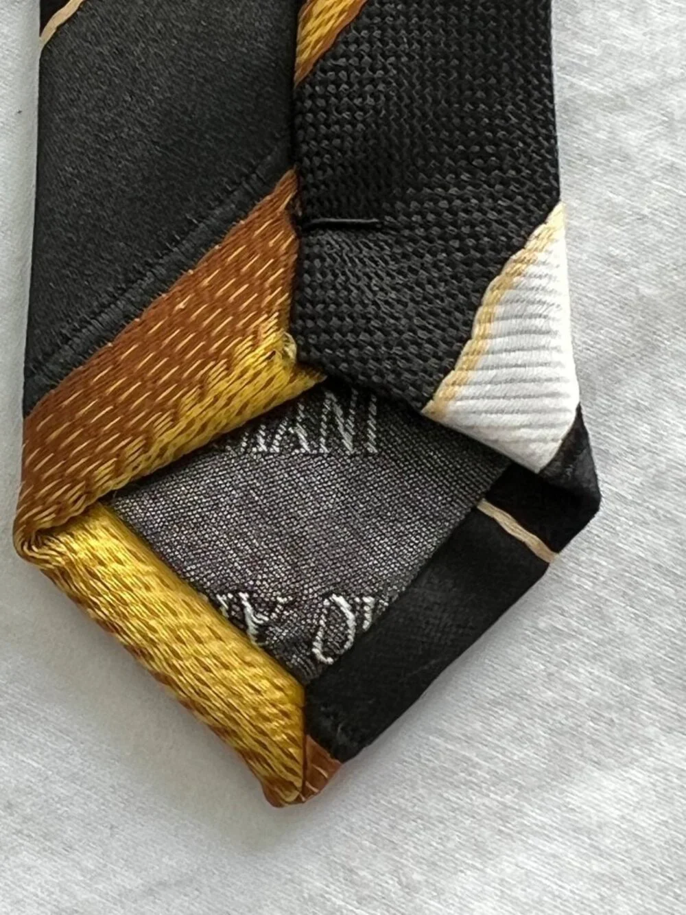 Vintage Giorgio Armani 4